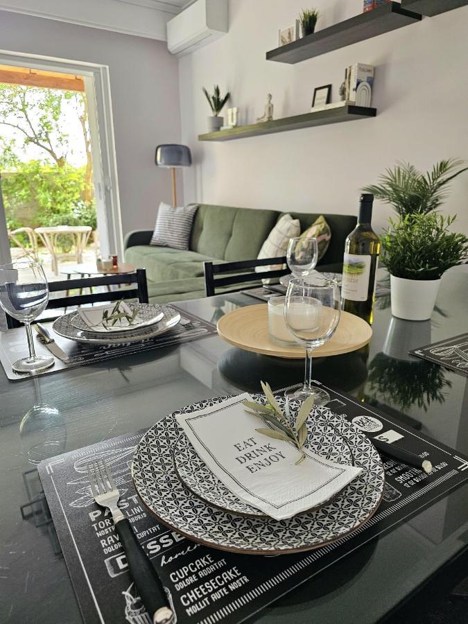 Modern Garden View Apt In Voula, Athens - Luxe Экстерьер фото